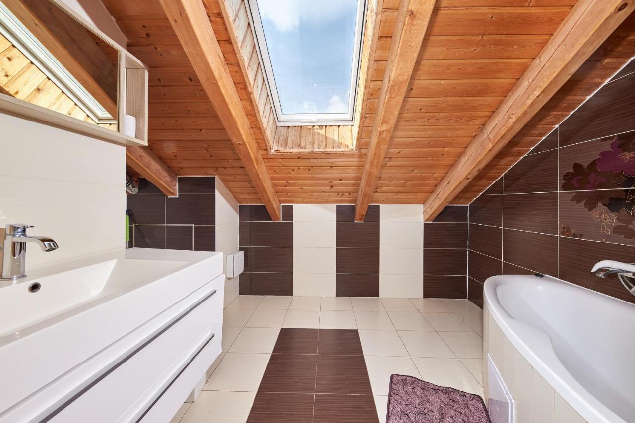 Design Apartment براتسيلافا المظهر الخارجي الصورة